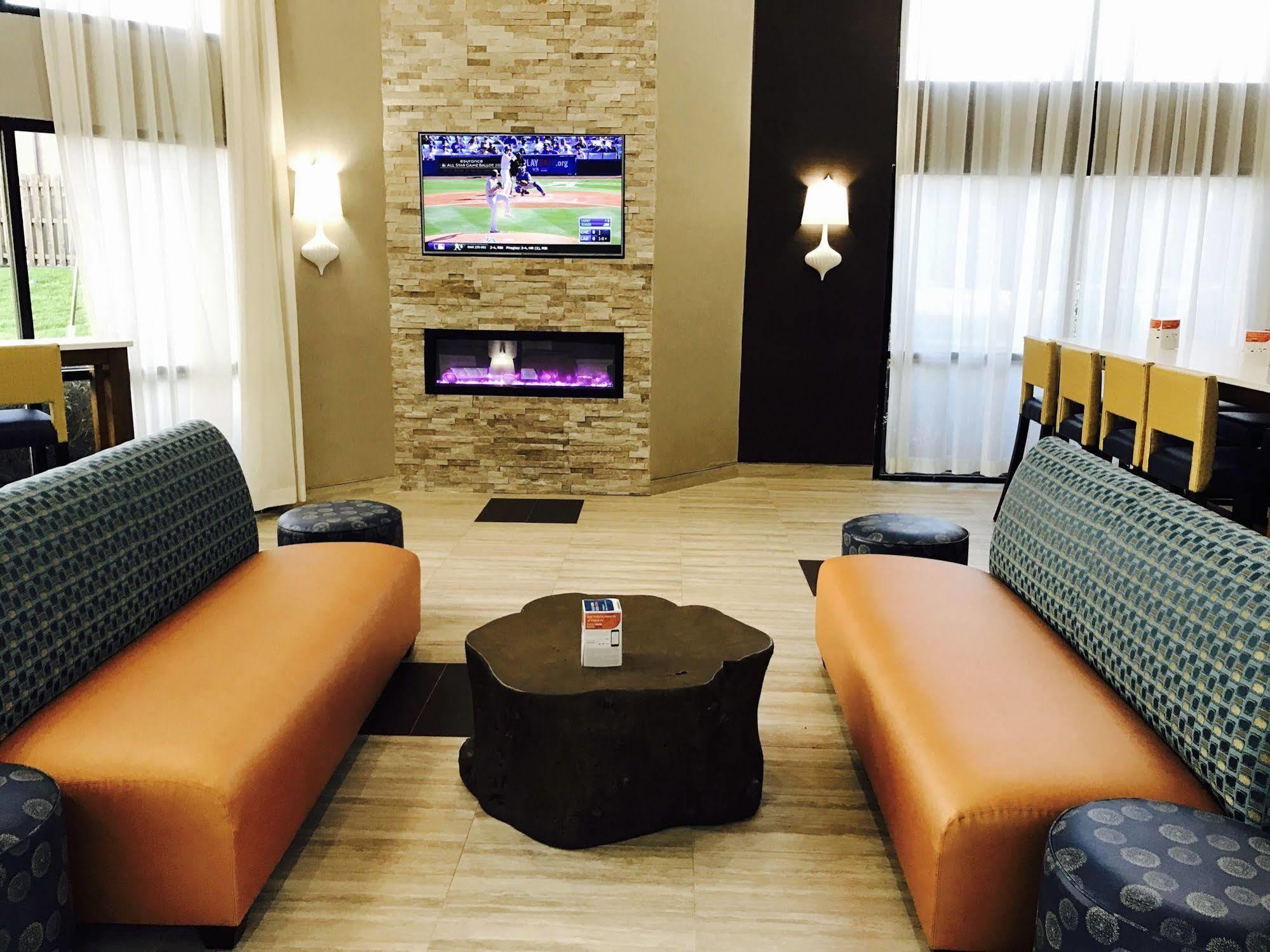 Quality Inn At The Park Форт Мил Екстериор снимка